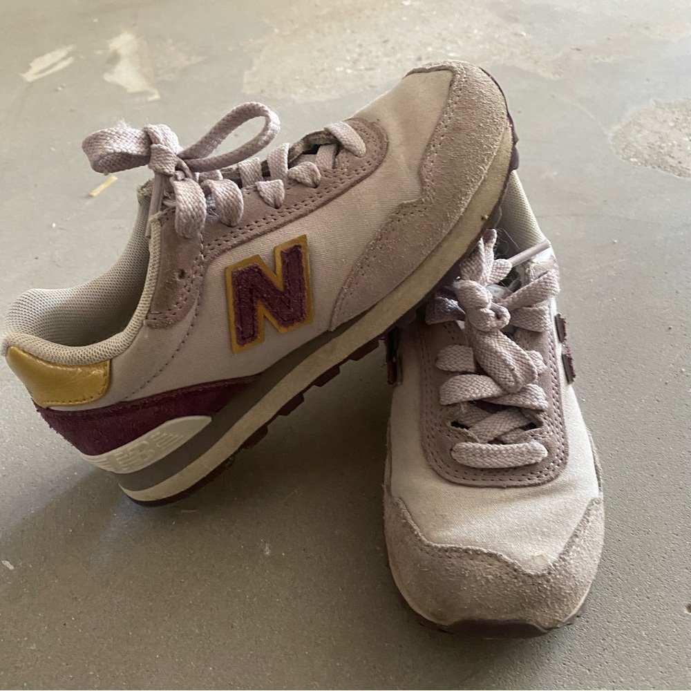 New Balance Tennis Shoes Girls 12.5